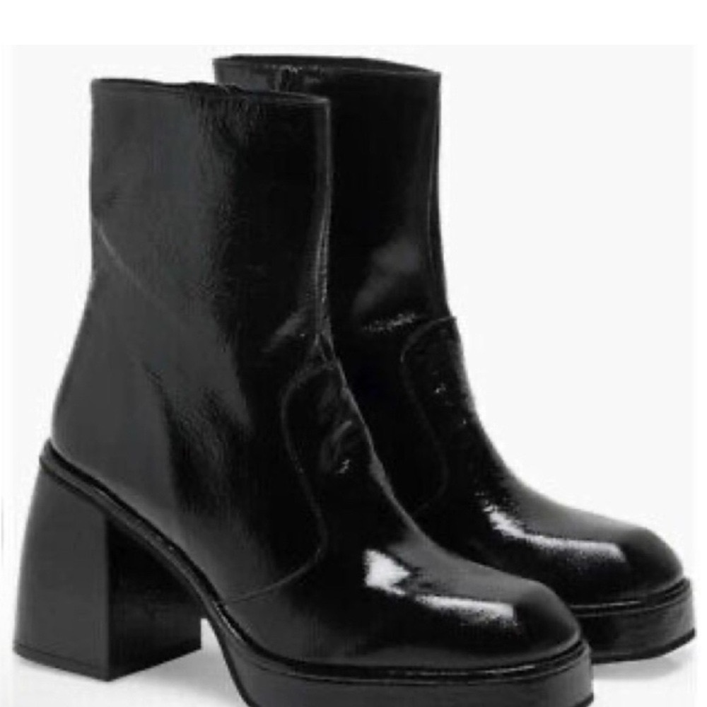 Free People Patent Leather Platform Boots With Zippers Size 41 NEW Never Worn